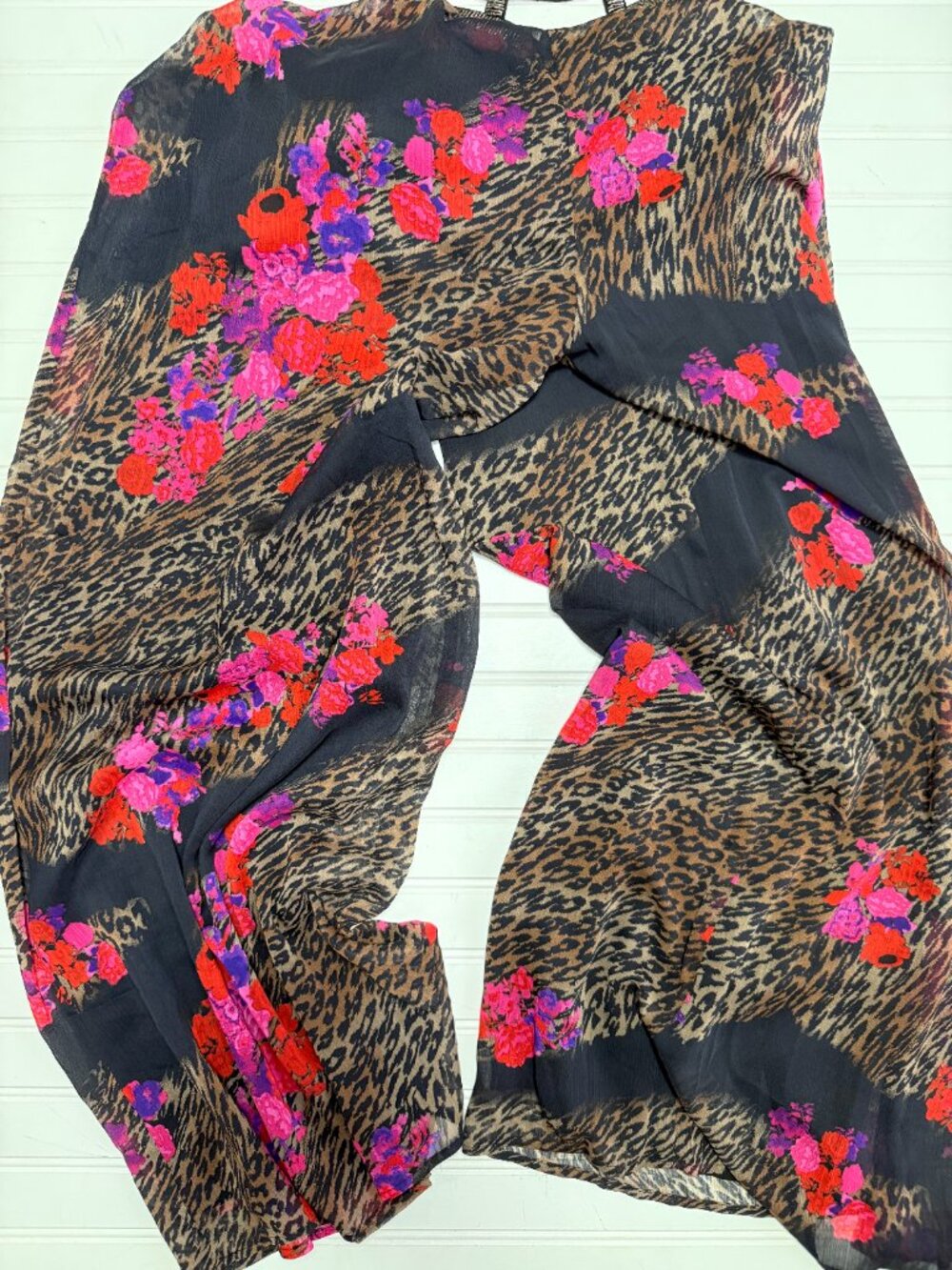 Venus Backless Halter Jumpsuit Floral Leopard Print Beaded Neck Size M - Picture 3 of 10